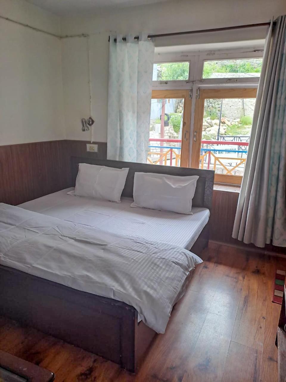 Hotel Gyespa Kyelang Eksteriør billede