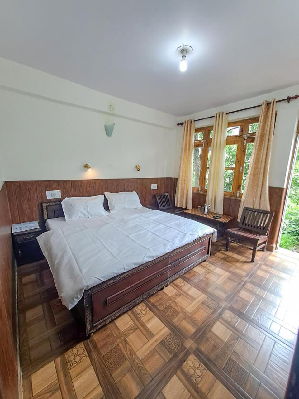 Hotel Gyespa Kyelang Eksteriør billede