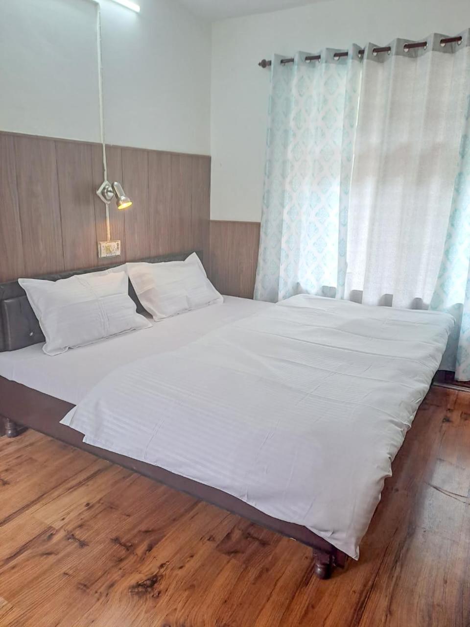 Hotel Gyespa Kyelang Eksteriør billede